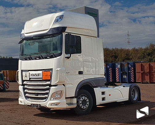 Cap tractor DAF